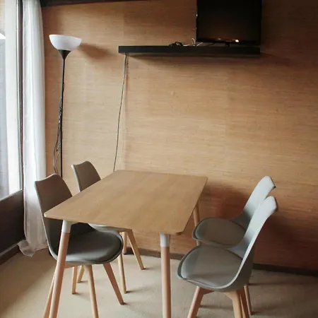 In Near De Vonnes * Châtel